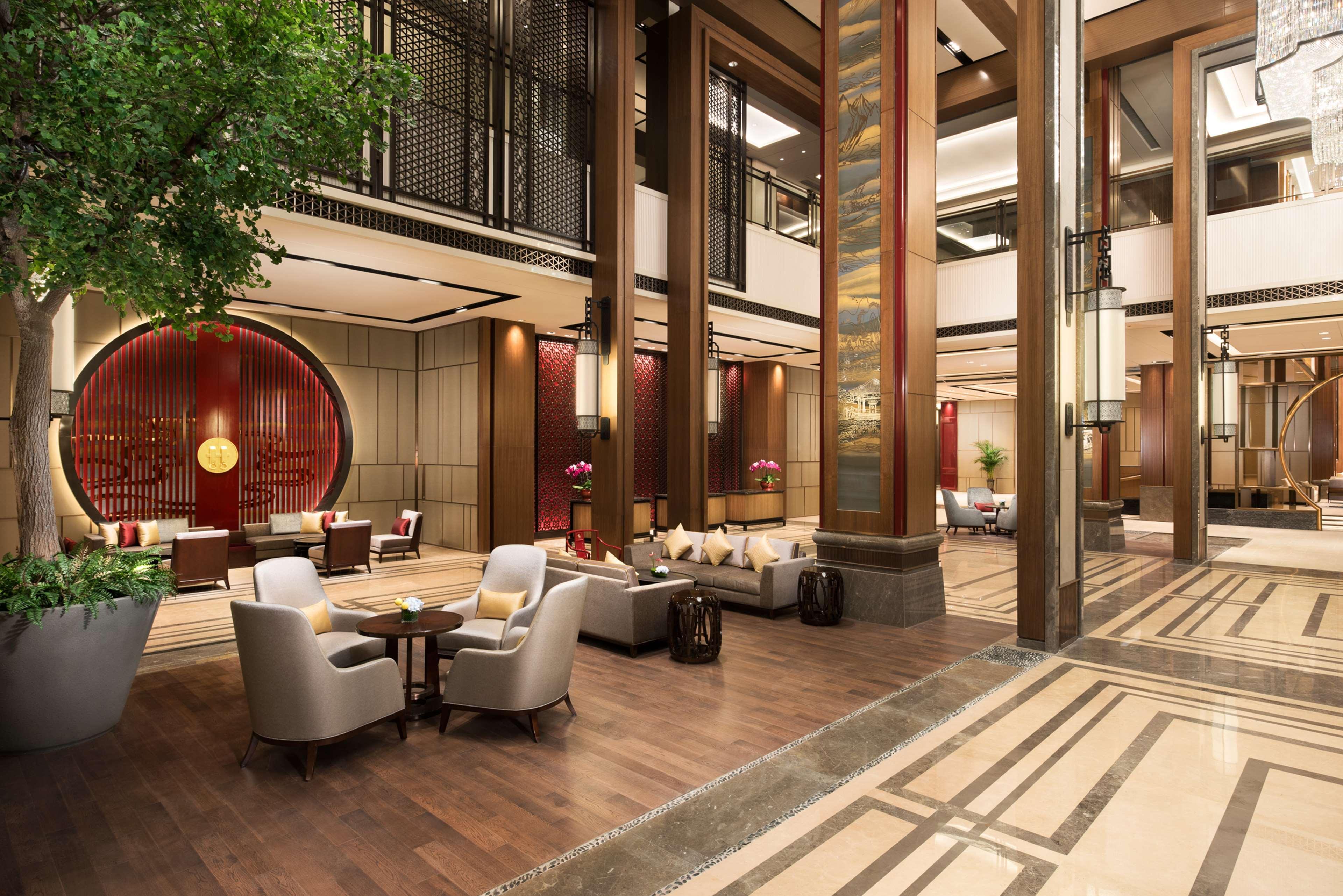 Shangri-La Jinan Bagian luar foto